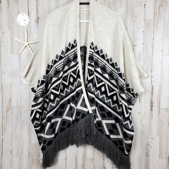 Atmosphere Aztec Poncho Sweater Gray Black XS - Picture 4 of 12